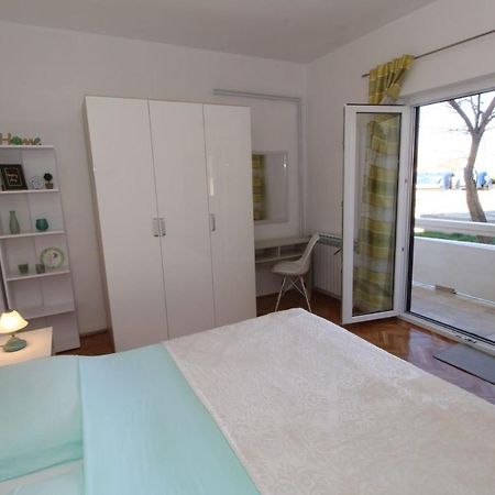 Apartment Pag 13060A Pag Town Εξωτερικό φωτογραφία