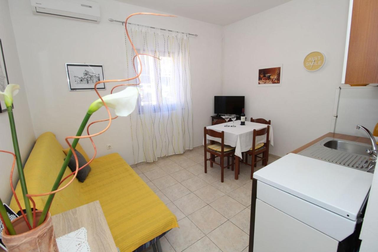 Apartment Pag 13060A Pag Town Εξωτερικό φωτογραφία